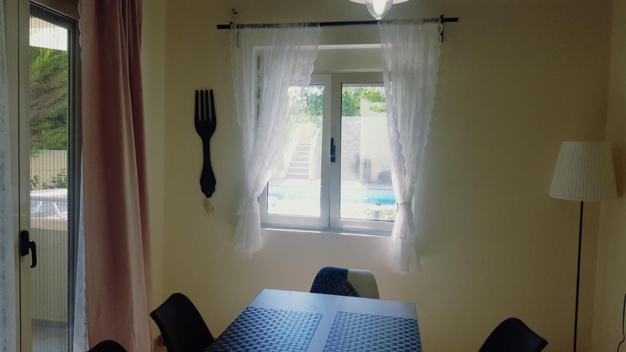 Home Skouloudi Dhrámia Eksteriør bilde