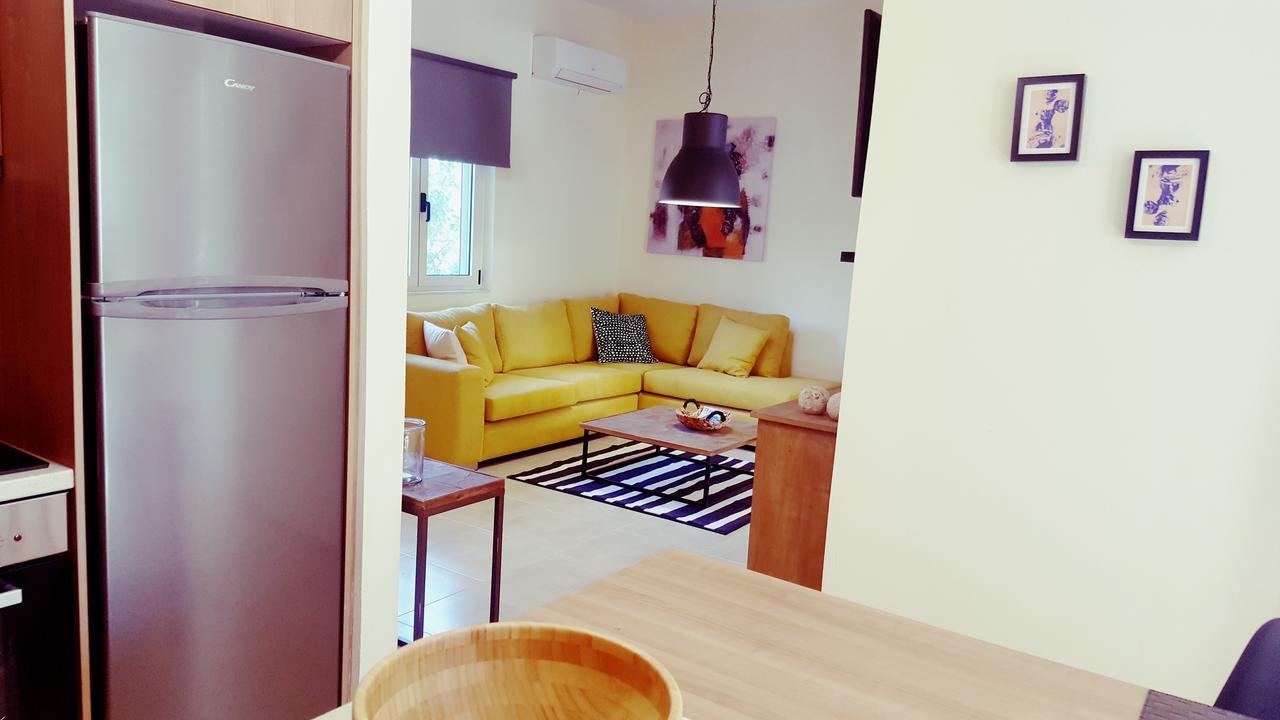 Home Skouloudi Dhrámia Eksteriør bilde